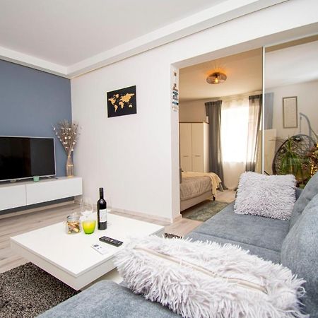 Oasis Apartment Пула Экстерьер фото